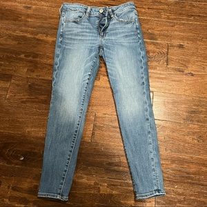 American Eagle Next Level Stretch Size 6 Short